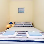 Apartman Radic - 2-3 Adults - Kneza Domagoja Street - Br 1