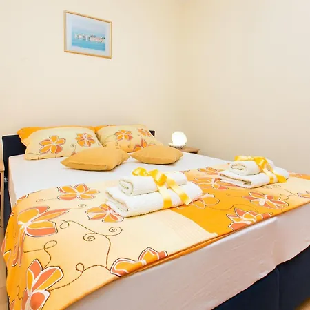 Apartment Radic - 2-3 Adults - Kneza Domagoja Street - Br 1 Dubrovnik