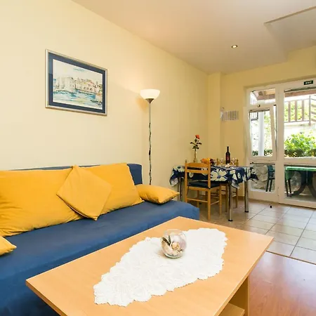Radic - 2-3 Adults - Kneza Domagoja Street - Br 1 Dubrovnik