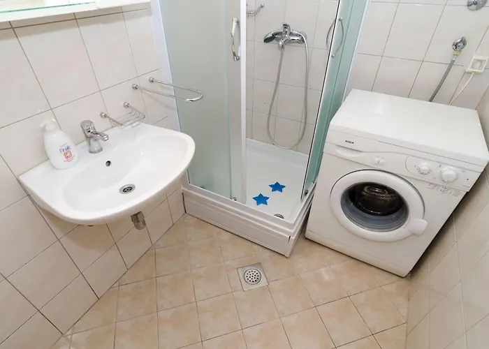 Radic - 2-3 Adults - Kneza Domagoja Street - Br 1 דירה